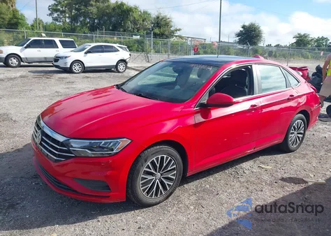 2019 Volkswagen Jetta 1.4T R-Line/1.4T S/1.4T Se z USA, uszkodzony, nr VIN 3VWC57BU5KM192097
